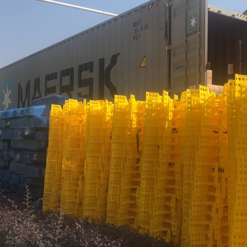 Delivery containers-3