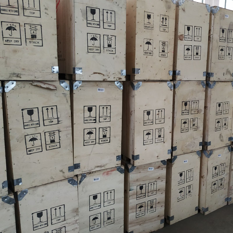 wooden box package stocks-1